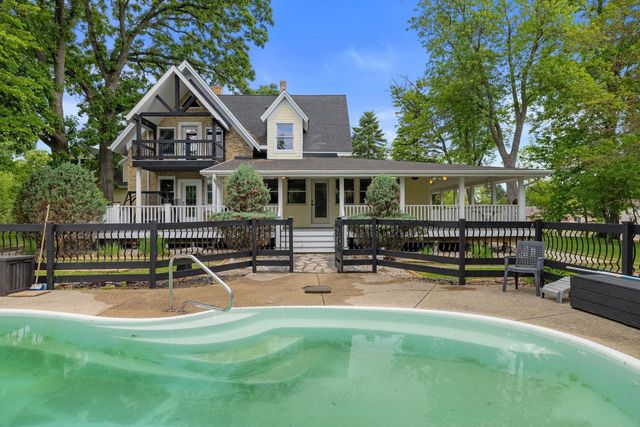 3609 Waterbury LANE, Racine, WI 53403