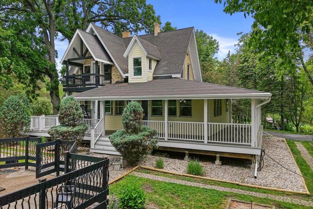 3609 Waterbury LANE, Racine, WI 53403