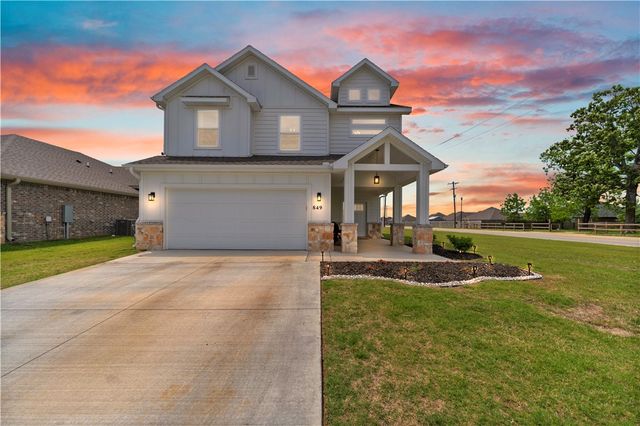 849 Lewis Street, Pea Ridge, AR 72751