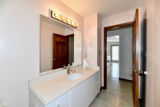 2119 Debello Court, Indianapolis, IN 46214