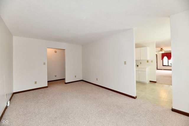 2119 Debello Court, Indianapolis, IN 46214