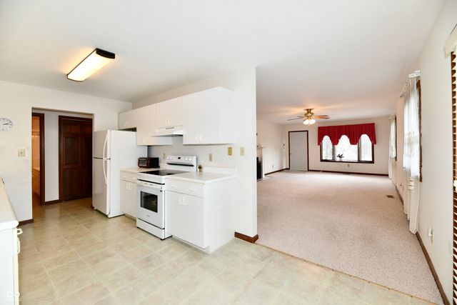 2119 Debello Court, Indianapolis, IN 46214