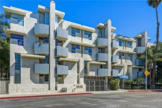 5350 White Oak Avenue 212, Encino, CA 91316