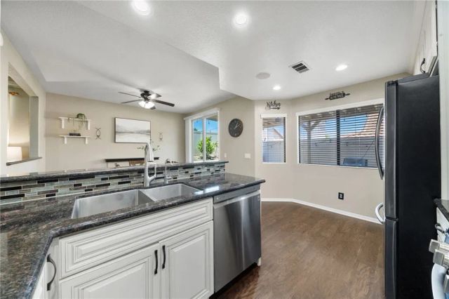 2061 San Antonio Drive, Corona, CA 92882