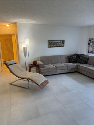 3600 Mystic Pointe Dr 208, Aventura, FL 33180