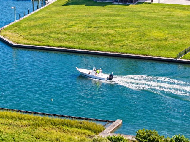 1501 Laguna Harbor Lane, Port Bolivar, TX 77650