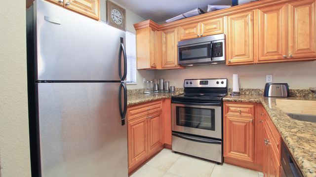 1441 Windorah Way F, West Palm Beach, FL 33411