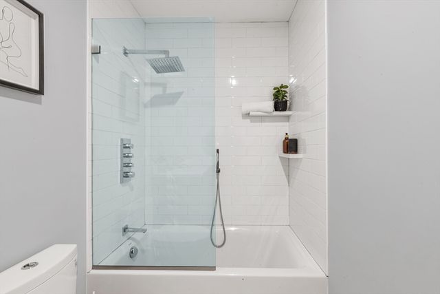 480 West Broadway 7, Boston, MA 02127