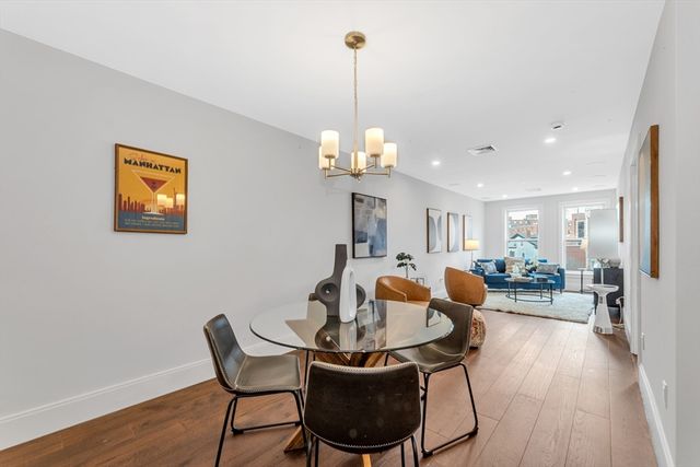 480 West Broadway 7, Boston, MA 02127