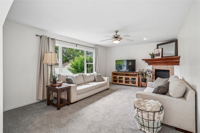 1108 N 9th Street, Indianola, IA 50125