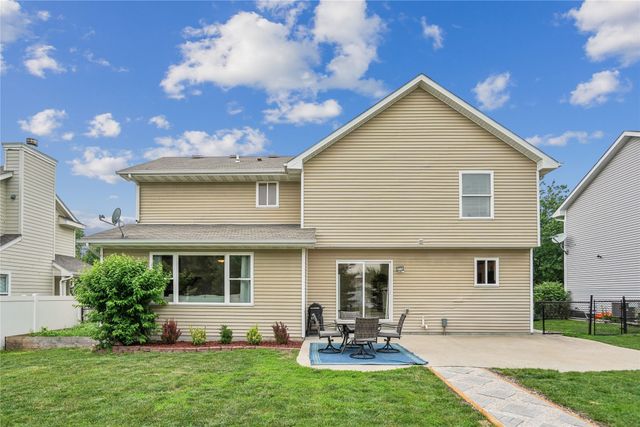 1108 N 9th Street, Indianola, IA 50125