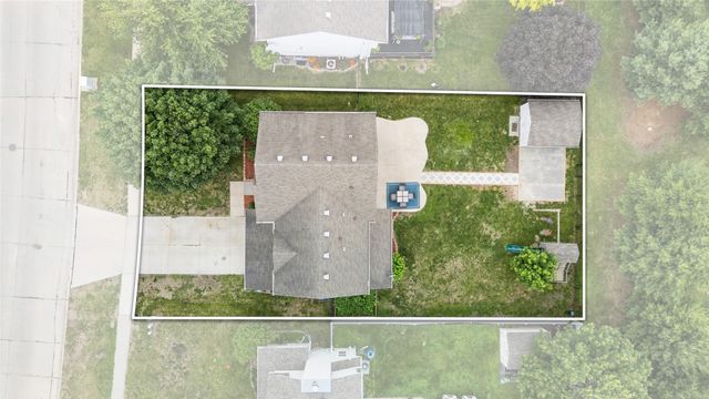 1108 N 9th Street, Indianola, IA 50125
