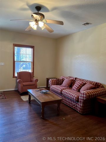 7022 Canadian Drive, Kingston, OK 73439