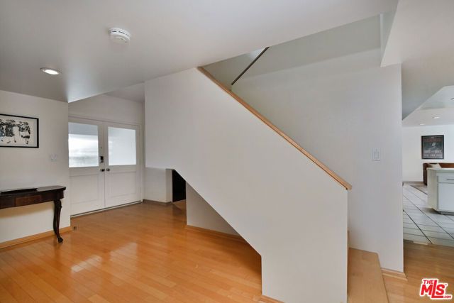 6041 Ellenview Avenue, Woodland Hills (los Angeles), CA 91367