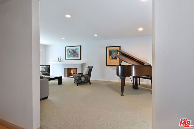 6041 Ellenview Avenue, Woodland Hills (los Angeles), CA 91367