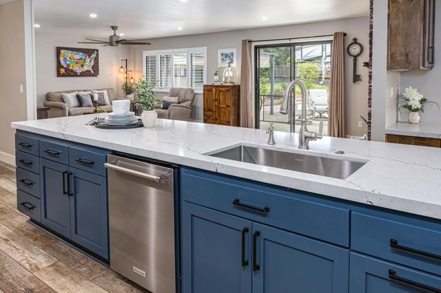9101 Orangevale Ave, Orangevale, CA 95662