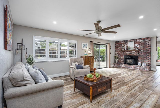 9101 Orangevale Ave, Orangevale, CA 95662