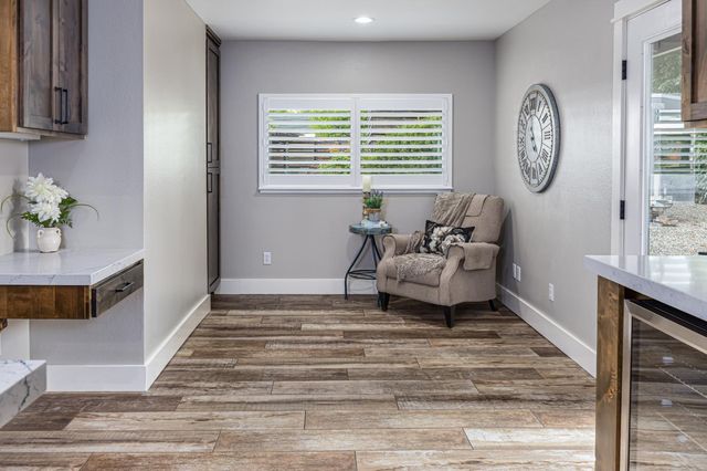 9101 Orangevale Ave, Orangevale, CA 95662