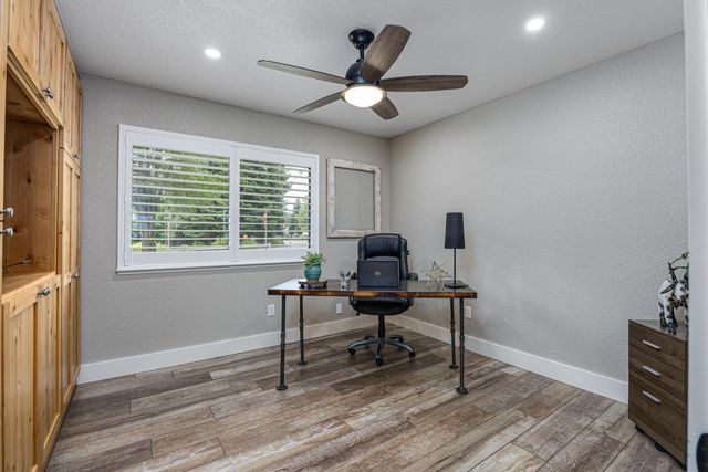9101 Orangevale Ave, Orangevale, CA 95662