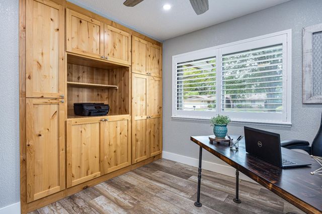 9101 Orangevale Ave, Orangevale, CA 95662