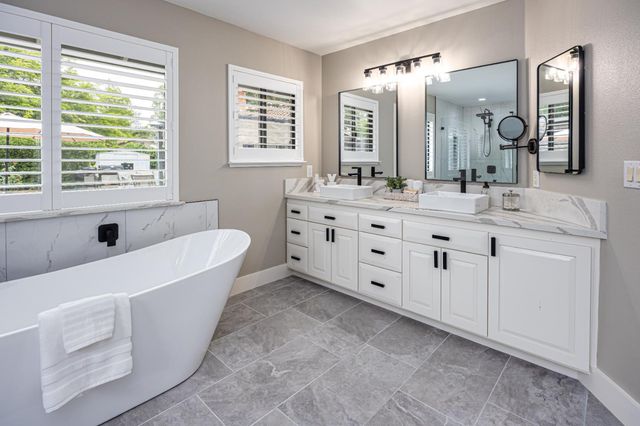 9101 Orangevale Ave, Orangevale, CA 95662