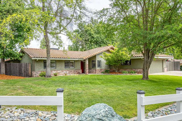 9101 Orangevale Ave, Orangevale, CA 95662