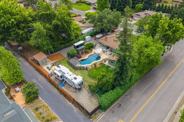 9101 Orangevale Ave, Orangevale, CA 95662