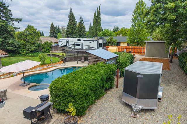 9101 Orangevale Ave, Orangevale, CA 95662