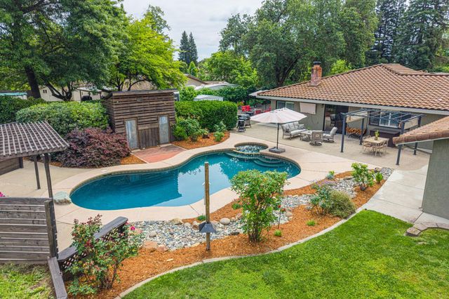 9101 Orangevale Ave, Orangevale, CA 95662