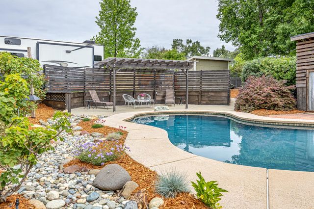 9101 Orangevale Ave, Orangevale, CA 95662
