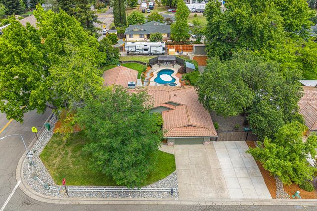 9101 Orangevale Ave, Orangevale, CA 95662