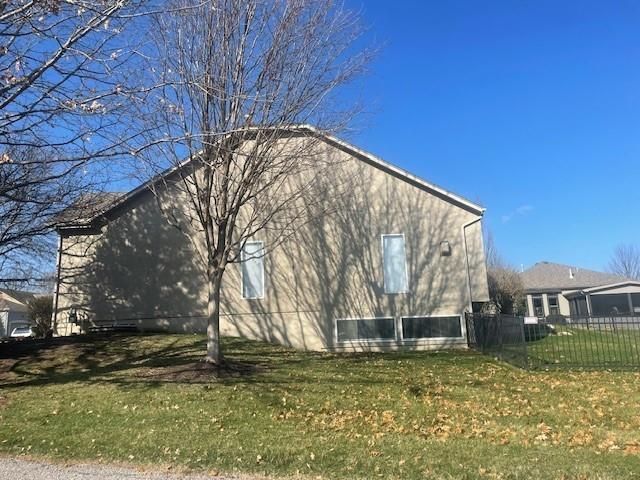 7302 W 157th Terrace, Overland Park, KS 66223