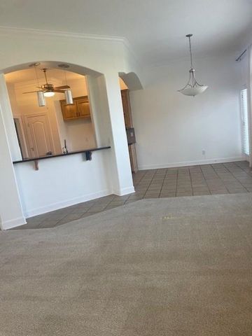 7302 W 157th Terrace, Overland Park, KS 66223