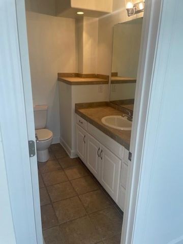 7302 W 157th Terrace, Overland Park, KS 66223