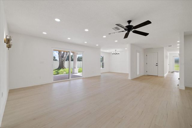 2515 RAGINS LANE, Plant City, FL 33567