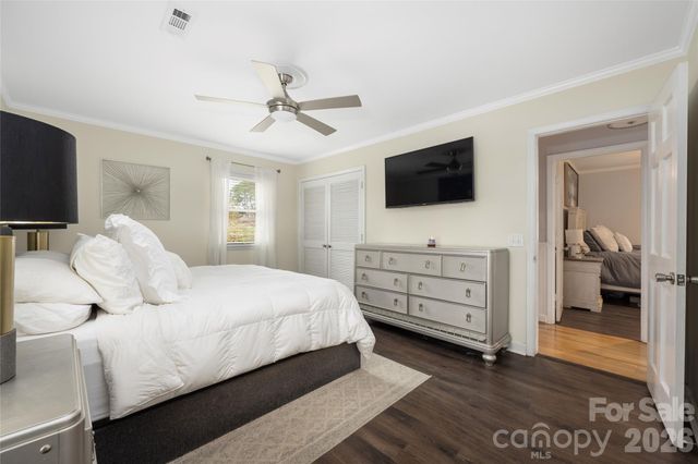 113 Scottsmoor Drive, Charlotte, NC 28214