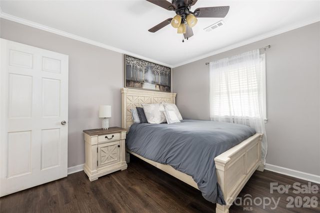 113 Scottsmoor Drive, Charlotte, NC 28214