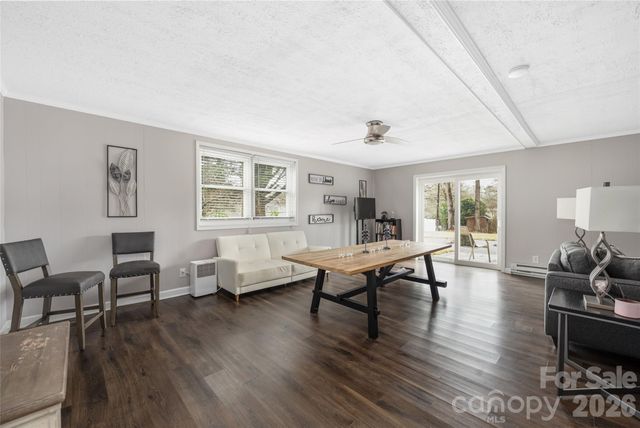 113 Scottsmoor Drive, Charlotte, NC 28214