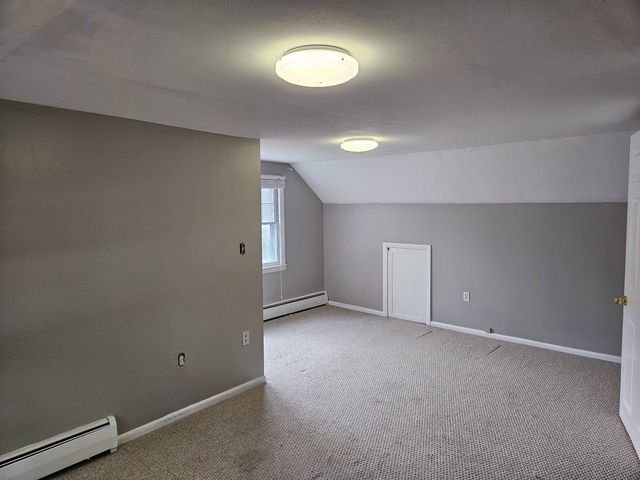 4 Fran Avenue, Plaistow, NH 03865