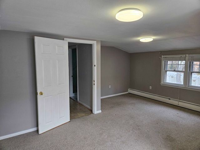 4 Fran Avenue, Plaistow, NH 03865