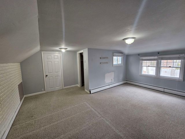 4 Fran Avenue, Plaistow, NH 03865