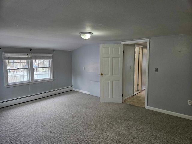 4 Fran Avenue, Plaistow, NH 03865