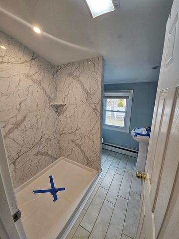 4 Fran Avenue, Plaistow, NH 03865