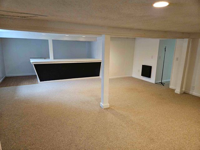 4 Fran Avenue, Plaistow, NH 03865