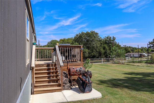 130 Firefly Drive, Springtown, TX 76082