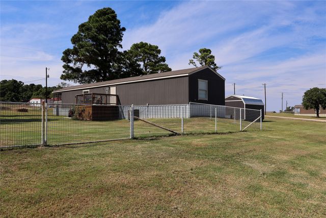 130 Firefly Drive, Springtown, TX 76082