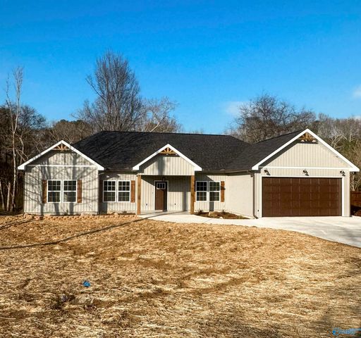 18 Paraiso Creek Drive, Albertville, AL 35950