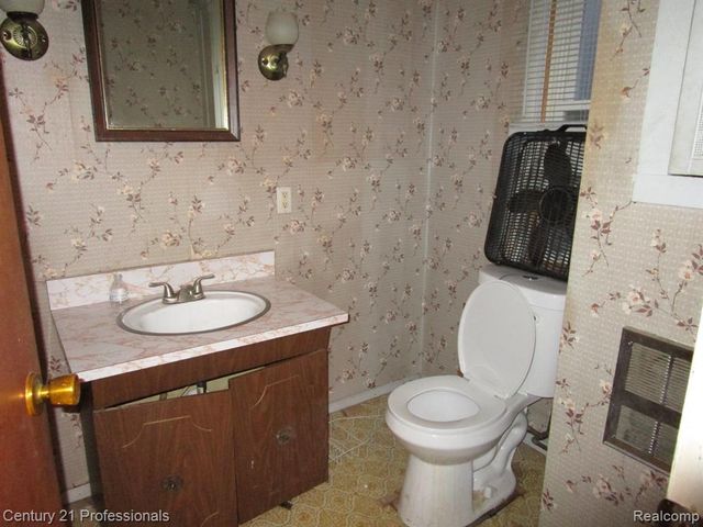 12461 Riad Street, Detroit, MI 48224