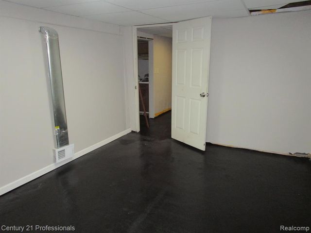 12461 Riad Street, Detroit, MI 48224