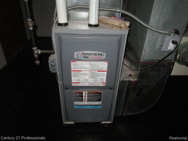 12461 Riad Street, Detroit, MI 48224